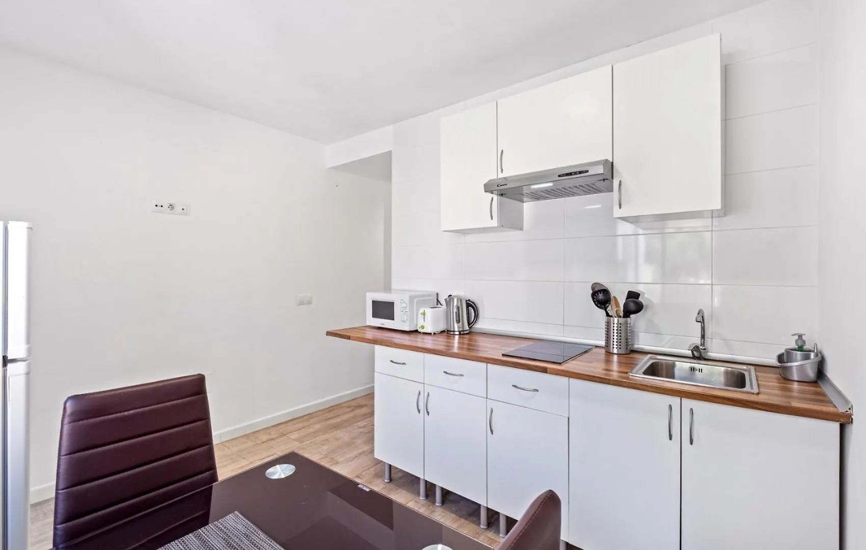 Apartamento En La Playa Con Terraza Malaga Apartment