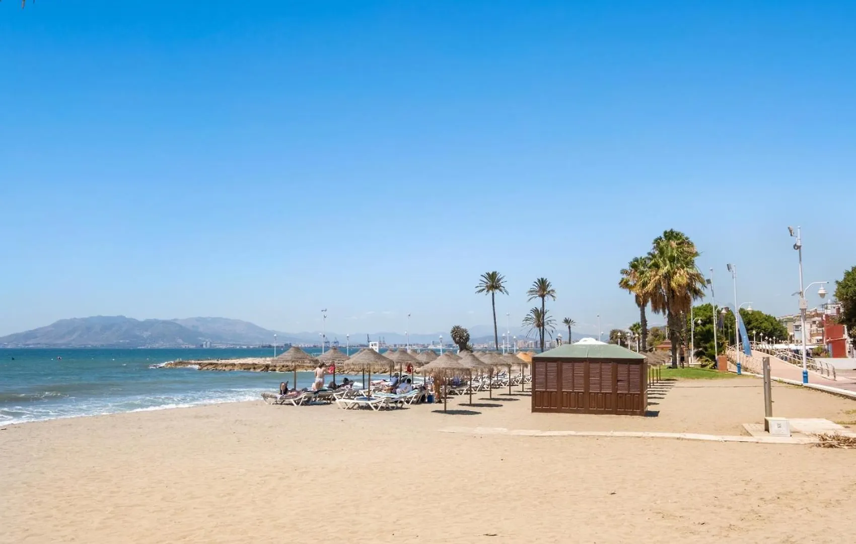 شقة Apartamento En La Playa Con Terraza مالقة